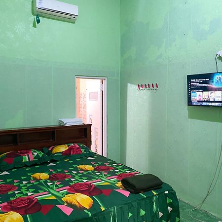 Parikesit Guest House Джокьякарта Экстерьер фото