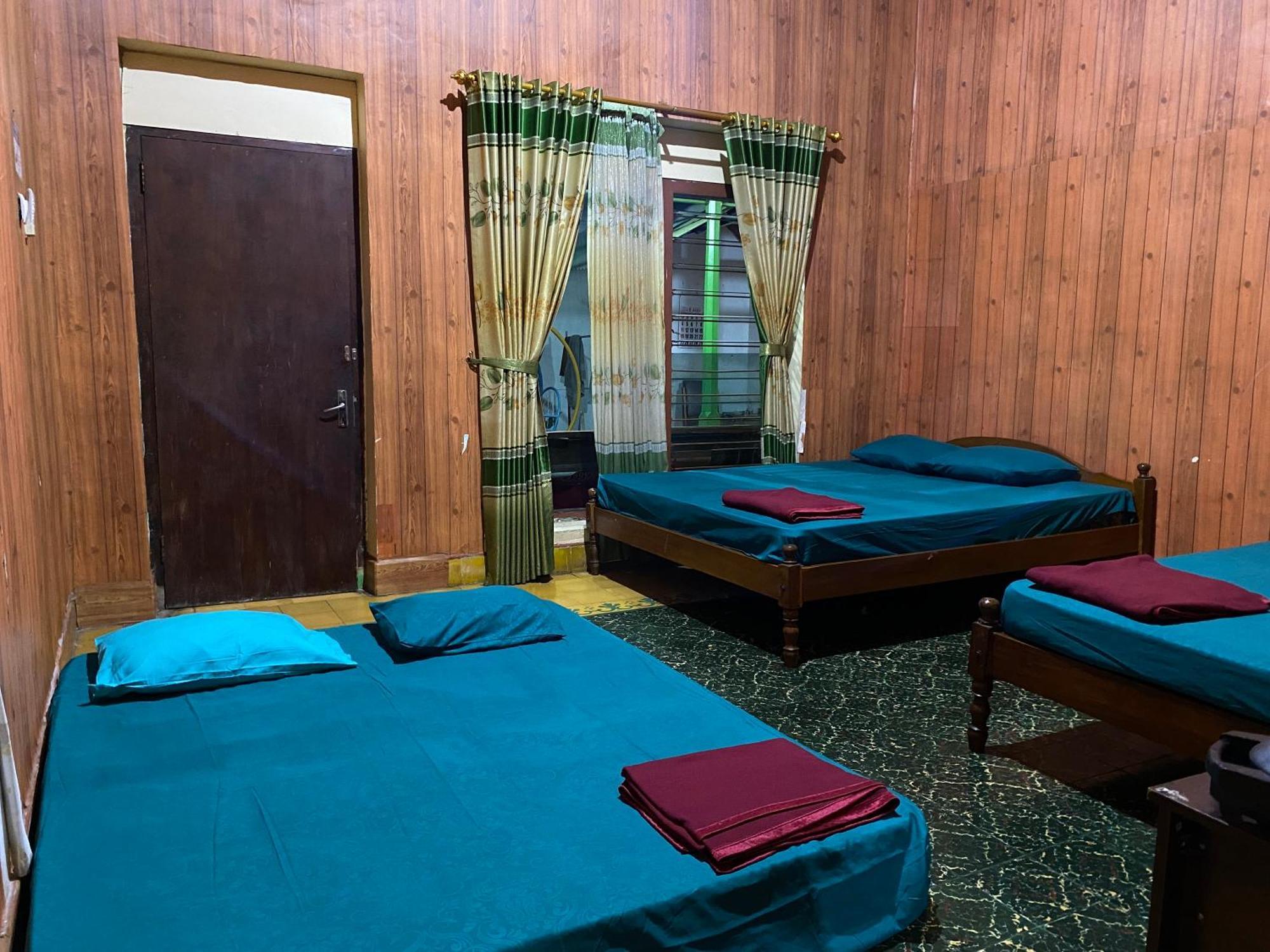 Parikesit Guest House Джокьякарта Экстерьер фото