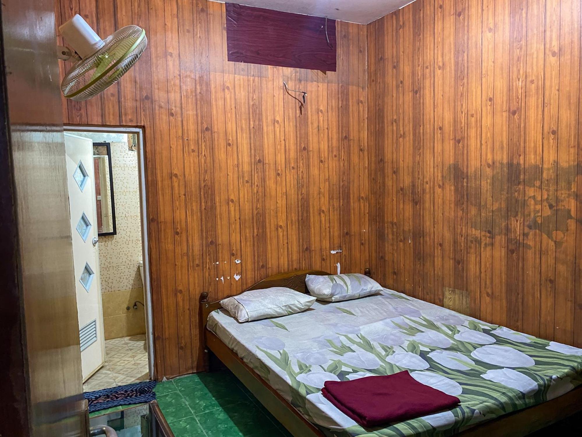 Parikesit Guest House Джокьякарта Экстерьер фото